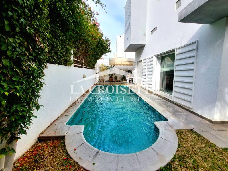 Villa S+4 avec piscine à La Marsa 